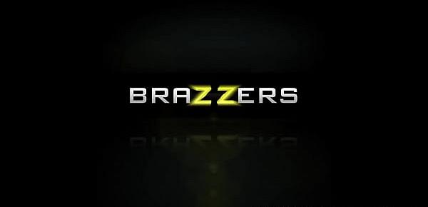  Brazzers - Doctor Adventures - (Jillian Janson, Xander Corvus) - Up The Wrong Hole - Trailer preview